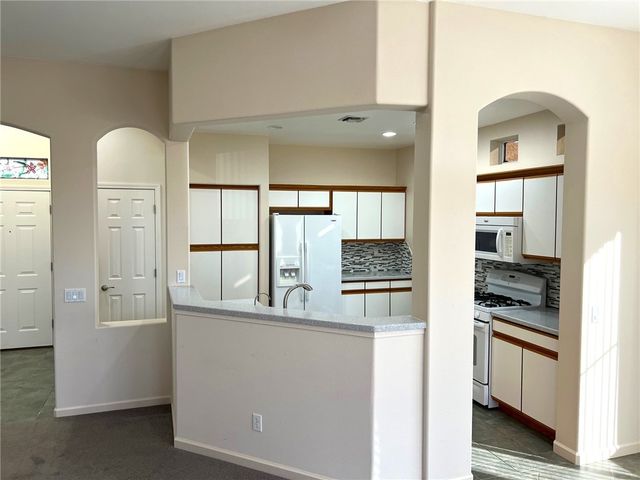 2875 Moonlight Drive, Bullhead City, AZ 86442