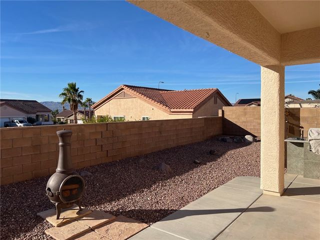 2875 Moonlight Drive, Bullhead City, AZ 86442