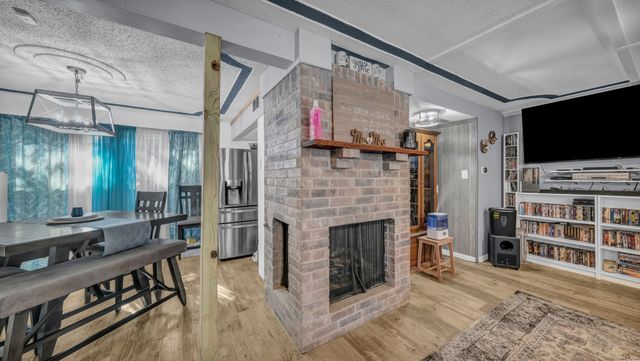 5808 Bunker Boulevard, Watauga, TX 76148