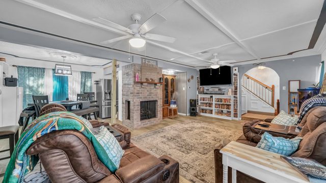 5808 Bunker Boulevard, Watauga, TX 76148