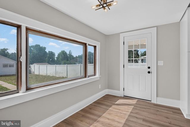 416 E DERRY RD, Hershey, PA 17033