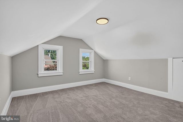 416 E DERRY RD, Hershey, PA 17033