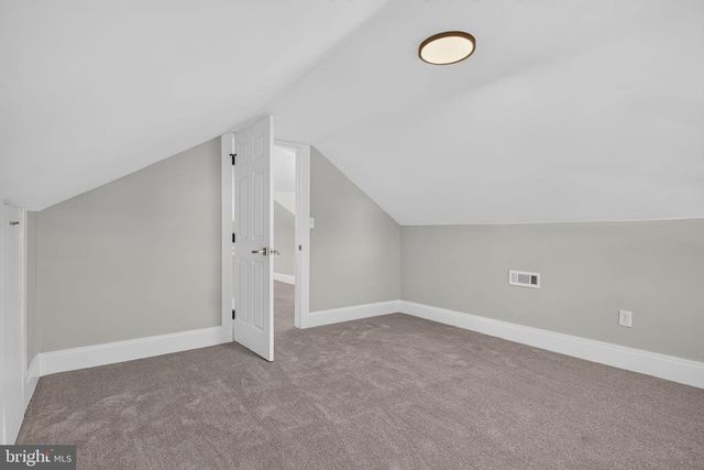416 E DERRY RD, Hershey, PA 17033
