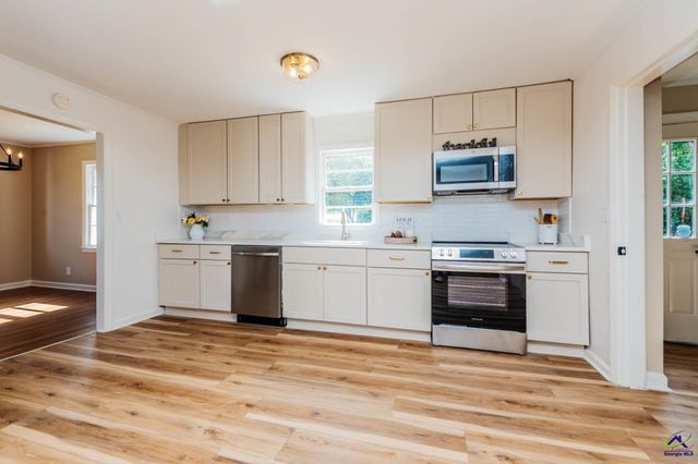 3063 Somerset Drive, Macon, GA 31206