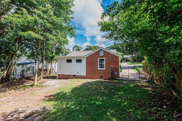 3063 Somerset Drive, Macon, GA 31206