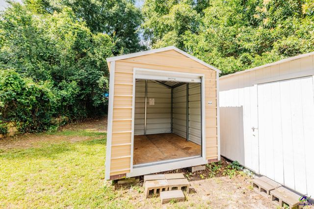 3063 Somerset Drive, Macon, GA 31206
