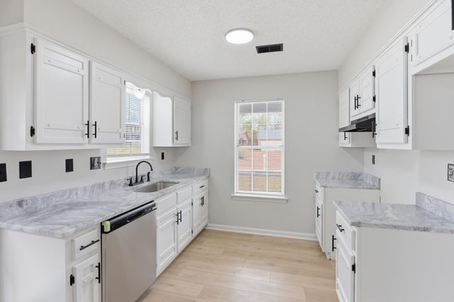 4574 ROSS RD, Memphis, TN 38141