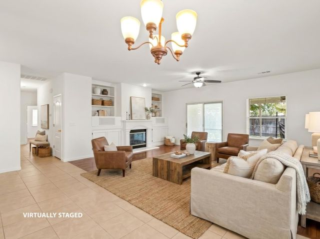 1291 Hillcrest Street, Selma, CA 93662