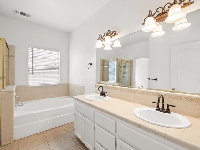 1291 Hillcrest Street, Selma, CA 93662