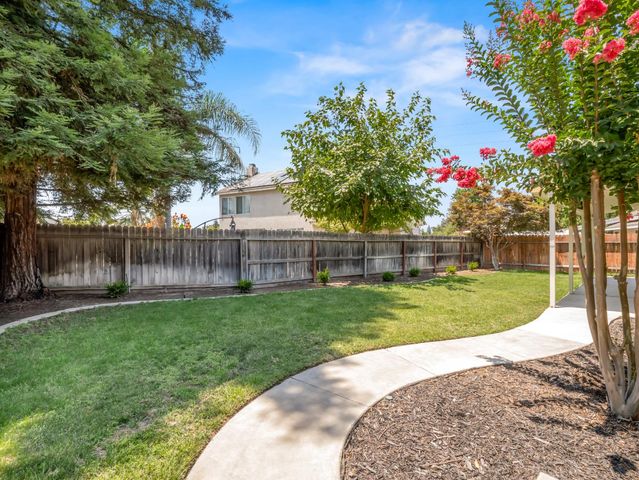 1291 Hillcrest Street, Selma, CA 93662
