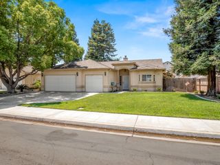 1291 Hillcrest Street, Selma, CA 93662