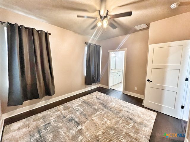 1704 Gruene Vineyard Crossing, New Braunfels, TX 78130