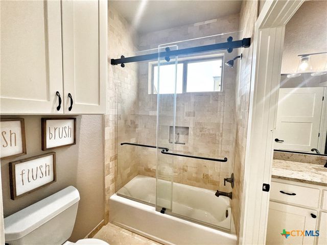 1704 Gruene Vineyard Crossing, New Braunfels, TX 78130