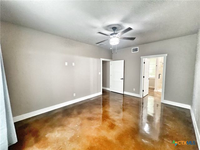 1704 Gruene Vineyard Crossing, New Braunfels, TX 78130