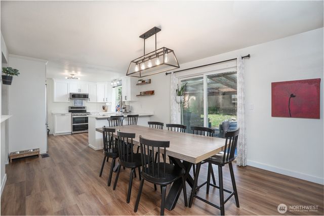 6919 81st Avenue NW, Gig Harbor, WA 98335