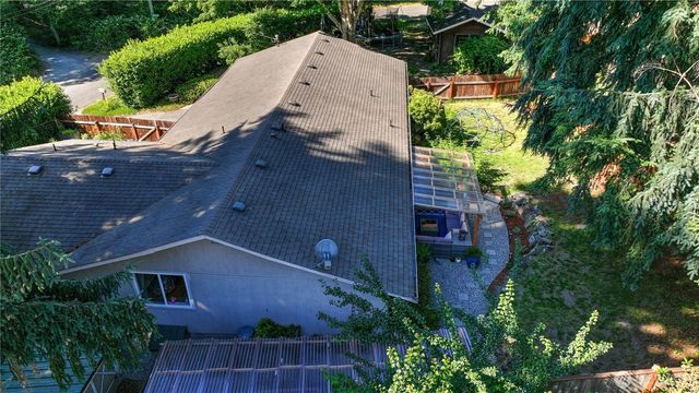 6919 81st Avenue NW, Gig Harbor, WA 98335
