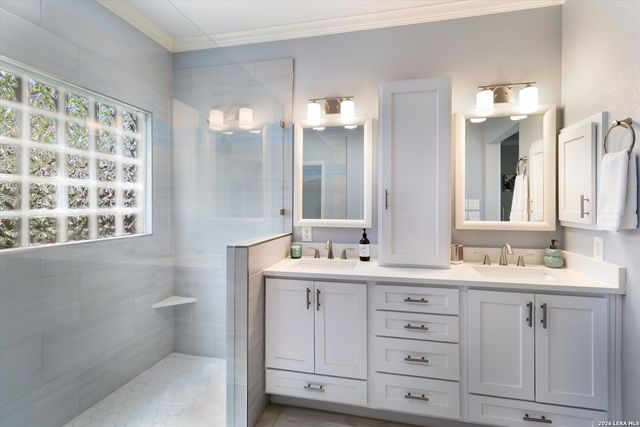 50 Amber Frst, San Antonio, TX 78232