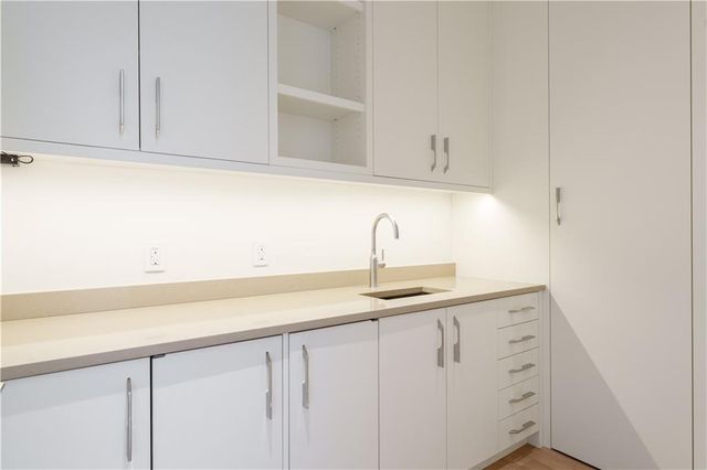 3376 Peachtree Road NE 34A, Atlanta, GA 30326