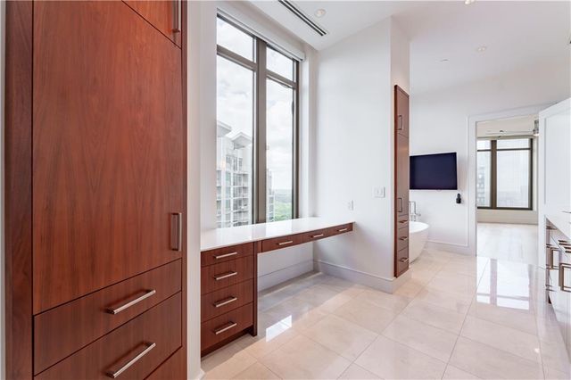 3376 Peachtree Road NE 34A, Atlanta, GA 30326