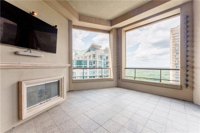 3376 Peachtree Road NE 34A, Atlanta, GA 30326