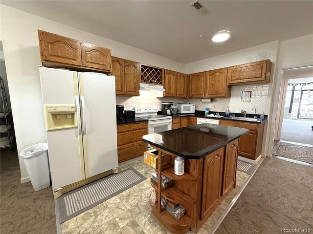 183 E Ave, Limon, CO 80828