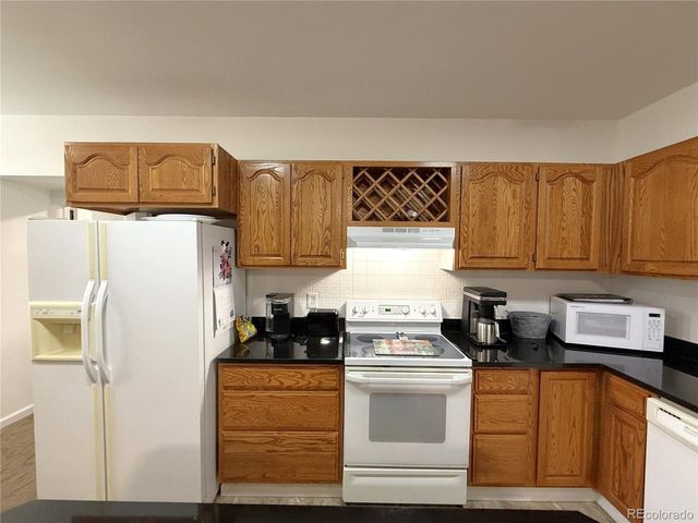 183 E Ave, Limon, CO 80828