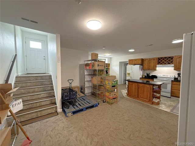 183 E Ave, Limon, CO 80828