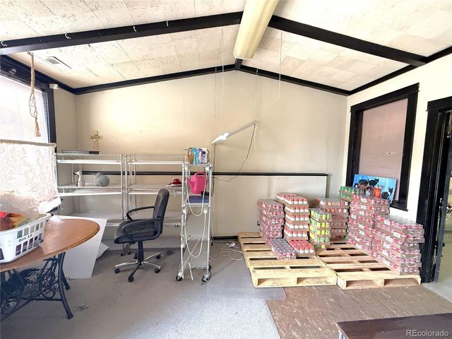 183 E Ave, Limon, CO 80828