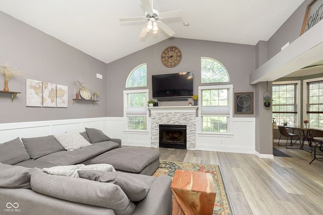 6493 Hunters Green Circle, Indianapolis, IN 46278