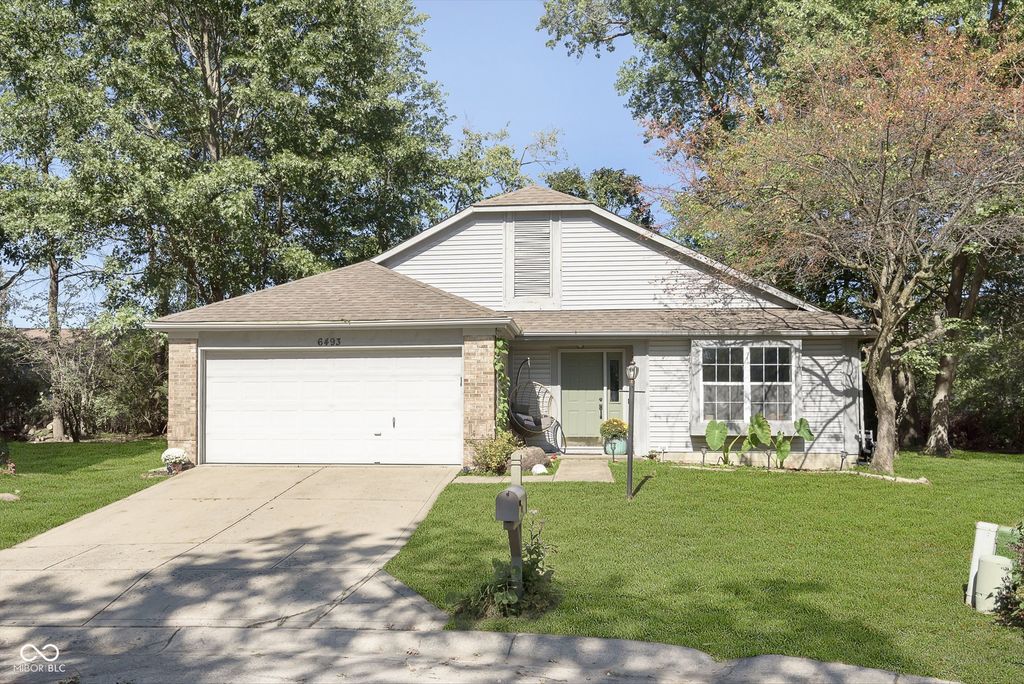 6493 Hunters Green Circle, Indianapolis, IN 46278