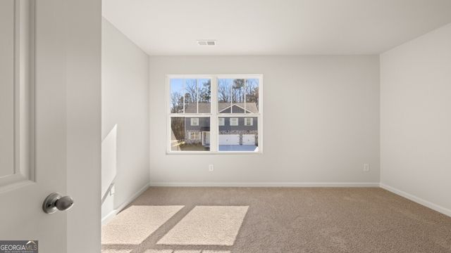 124 Crooked Lake Park, Villa Rica, GA 30180