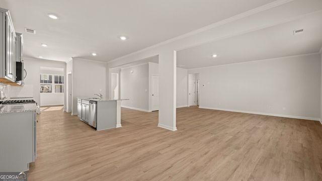 124 Crooked Lake Park, Villa Rica, GA 30180