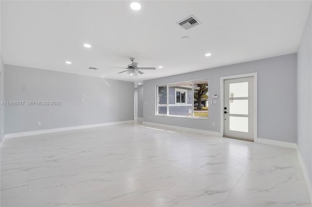 4725 NW 5th Ct, Plantation, FL 33317