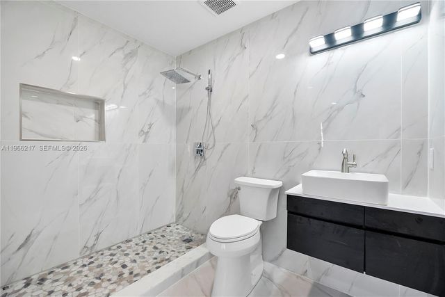 4725 NW 5th Ct, Plantation, FL 33317