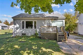 1318 22nd Avenue SW, Cedar Rapids, IA 52404