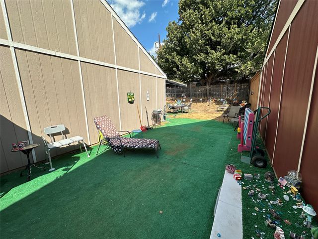 504 Rustic Court, Irving, TX 75060