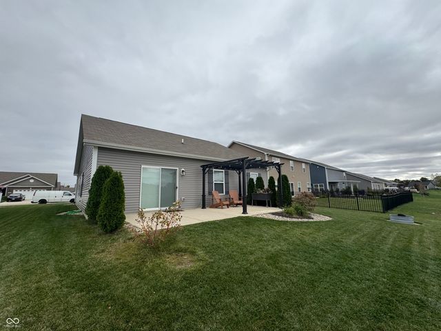 244 Sawdust Trail, Greenfield, IN 46140