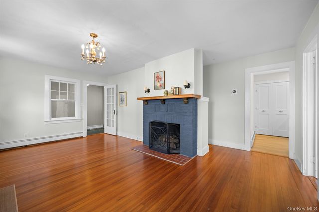 171 Taft Crescent, Centerport, NY 11721