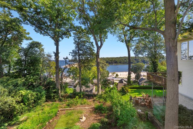 171 Taft Crescent, Centerport, NY 11721