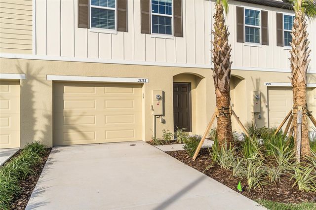 32123 POND APPLE BEND, San Antonio, FL 33576