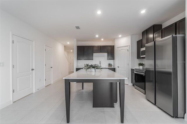 32123 POND APPLE BEND, San Antonio, FL 33576