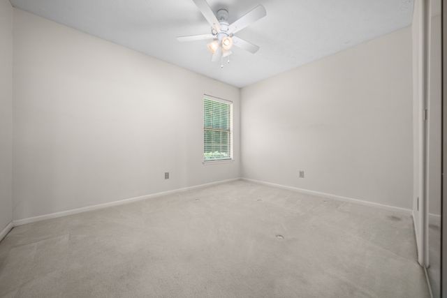 304 Riverwood Ct, La Vergne, TN 37086