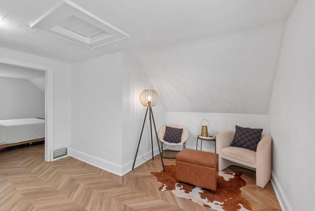 341 WILSON Avenue, Waukesha, WI 53186