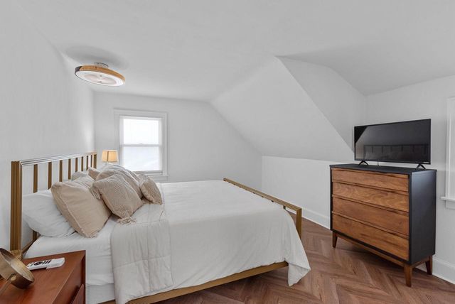 341 WILSON Avenue, Waukesha, WI 53186