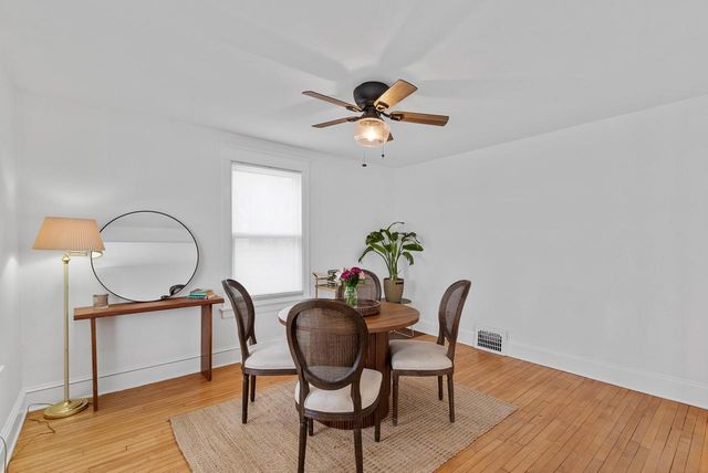 341 WILSON Avenue, Waukesha, WI 53186