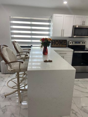 16355 E Downers Drive 2, Loxahatchee, FL 33470