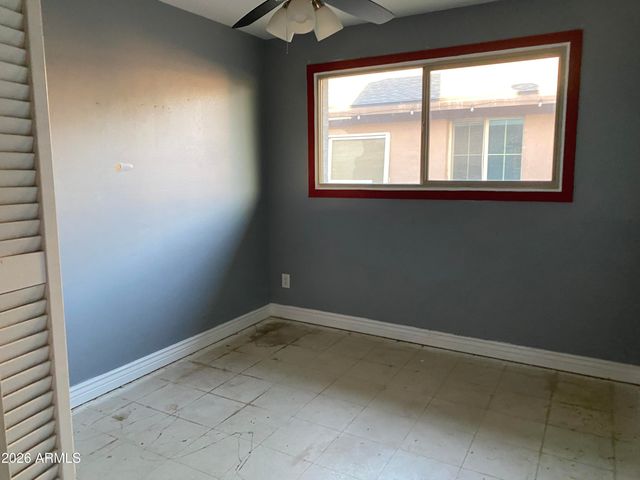 5231 W CAMBRIDGE Avenue, Phoenix, AZ 85035