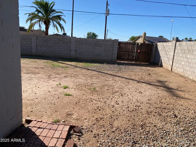 5231 W CAMBRIDGE Avenue, Phoenix, AZ 85035