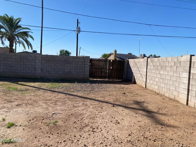 5231 W CAMBRIDGE Avenue, Phoenix, AZ 85035