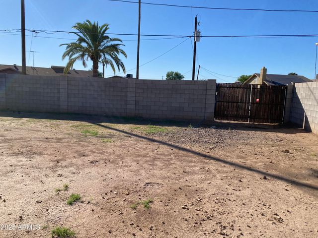 5231 W CAMBRIDGE Avenue, Phoenix, AZ 85035